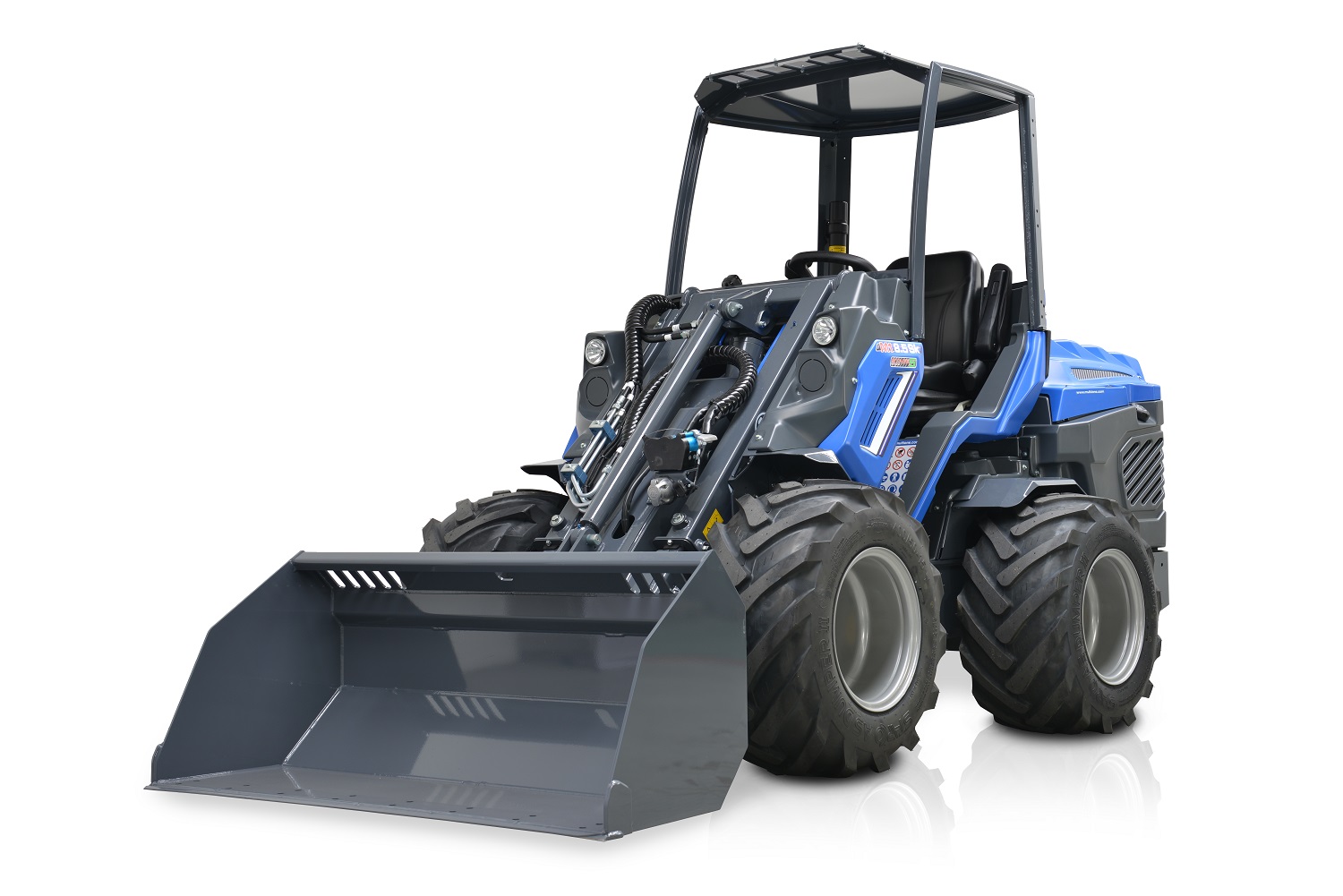 Мини-погрузчик MultiOne EZ 7