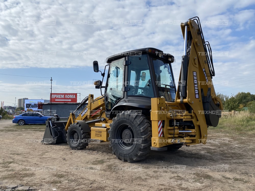 Экскаватор-погрузчик BUILDER BL388 (разновеликие колеса)