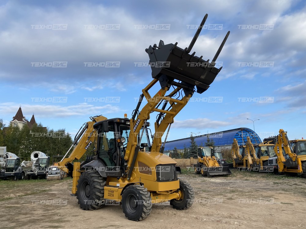 Экскаватор-погрузчик BUILDER BL388 (разновеликие колеса)