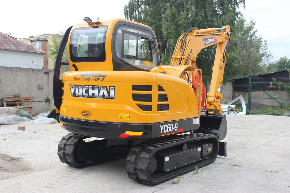 Мини-экскаватор YUCHAI YC60