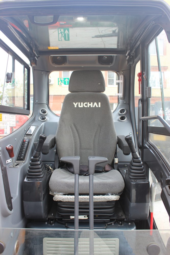 Мини-экскаватор YUCHAI YC60